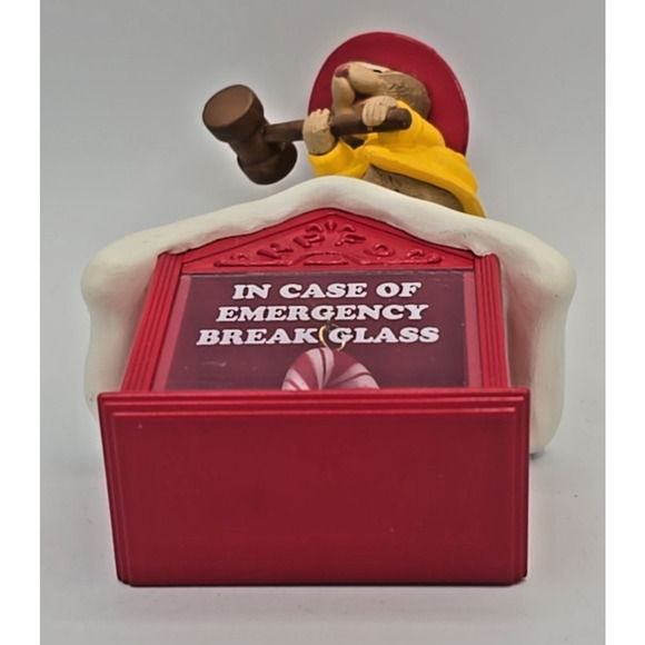 Hallmark 1995 North Pole 911 Fireman Squirrel Emergency Box Candy Cane U129 - Picture 4 of 6